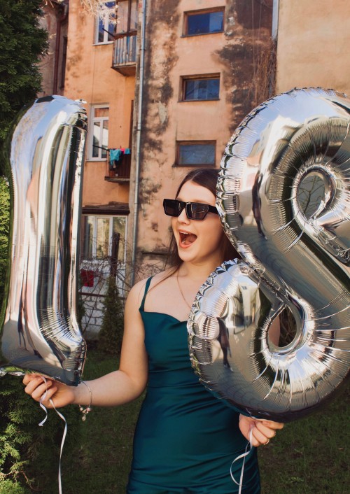 Galeria zdjęć z osiemnastki w aplikacji PartyPicture